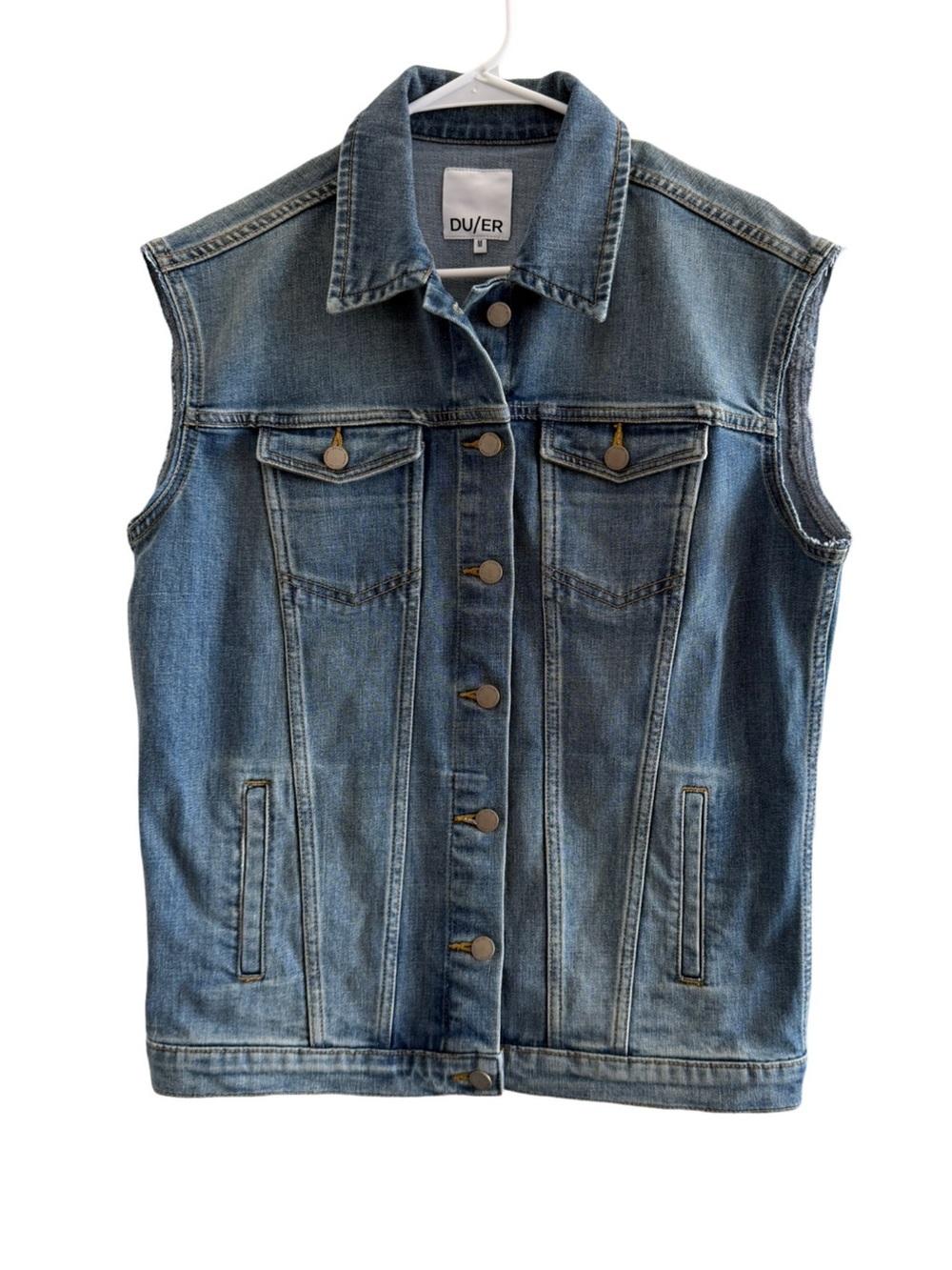 DU/ER Denim Vest Blue Button Front Sleeveless Trucker Jacket Size Medium